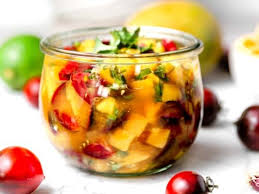 Pynappel en mango salsa:
